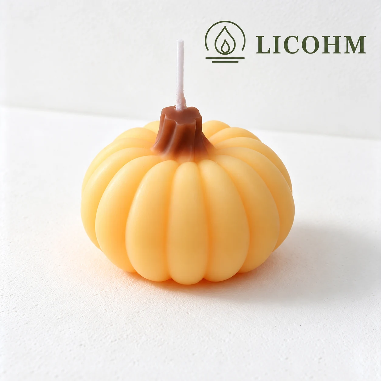 LICOHM Pumpkin Scented Candle‑Fall Harvest Home Table Decor