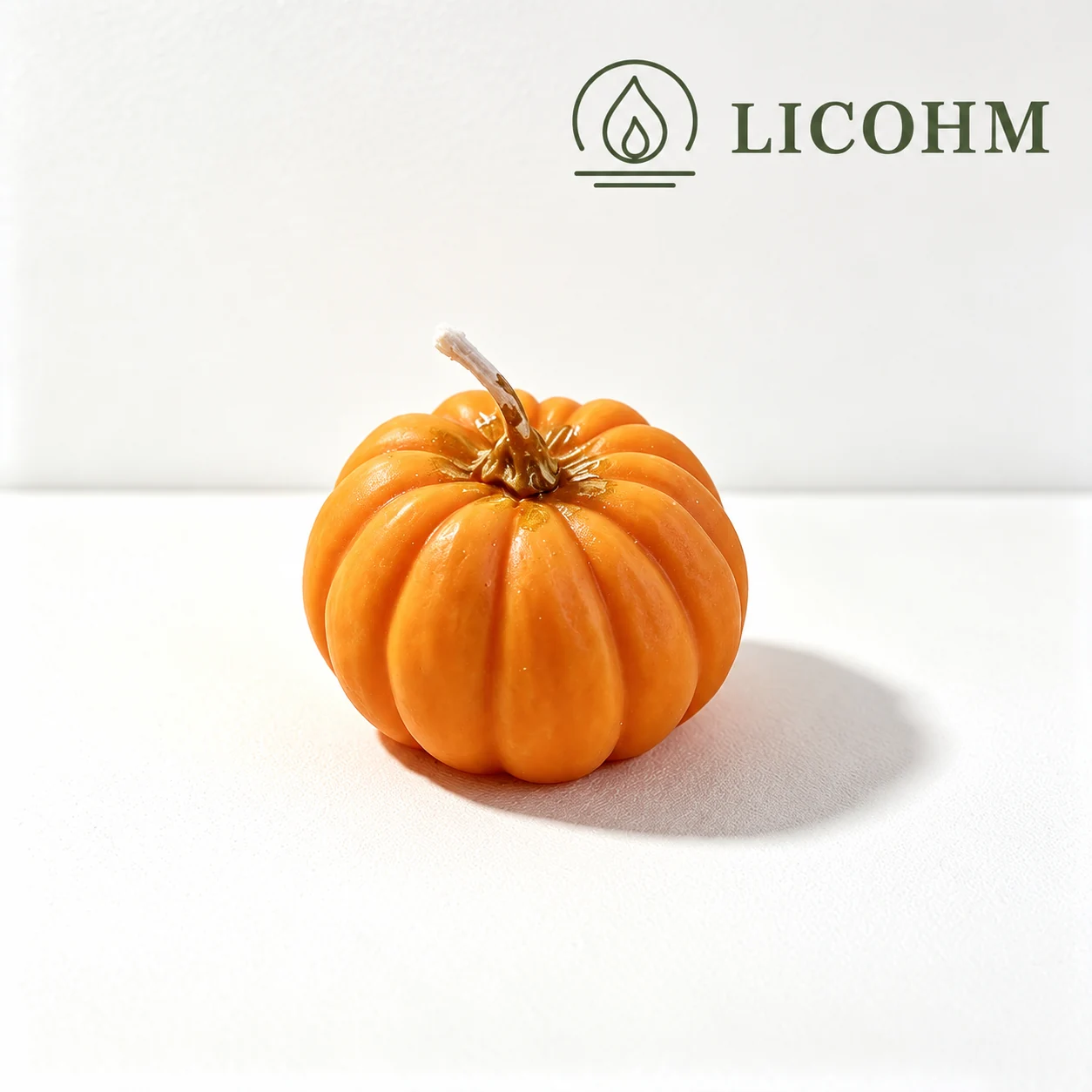 LICOHM Pumpkin‑Shaped Halloween Scented Candle‑Fall Harvest Table Decor